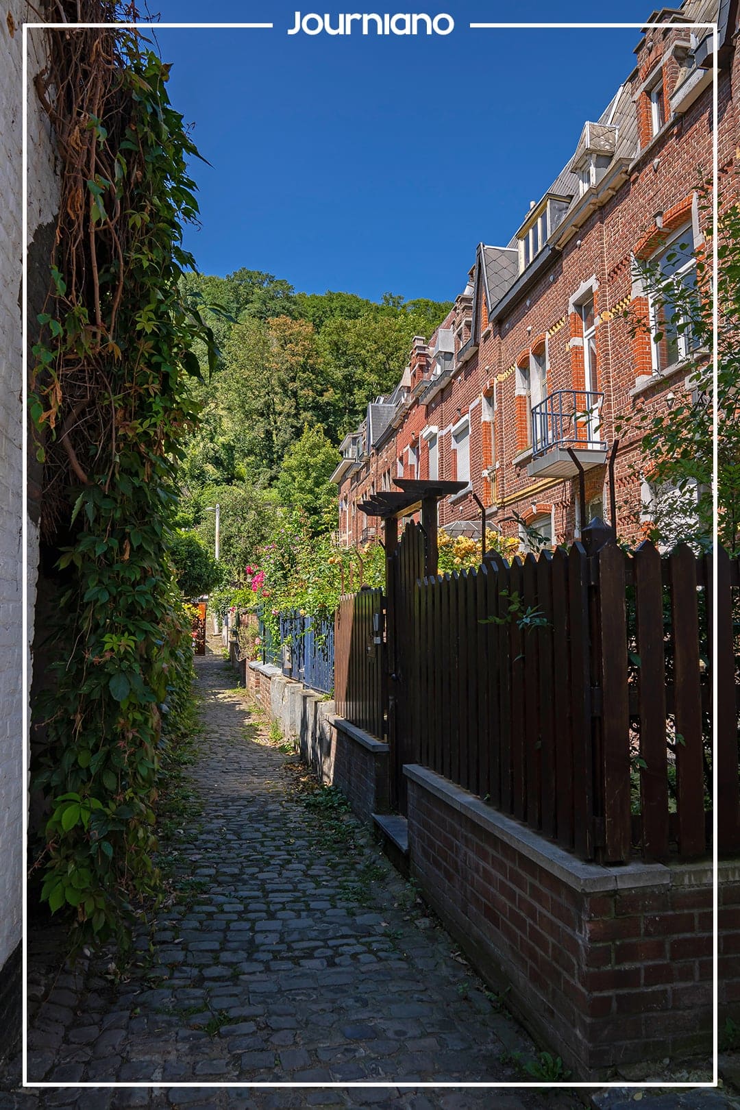 Les Impasses du Quartier Hors-Château - Intriguing Alleys in Liège